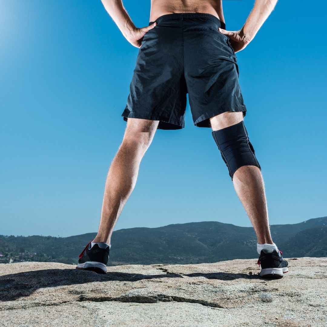 Man with knee brace_bettercaremarket